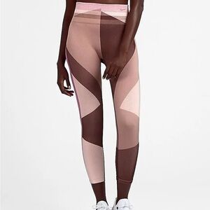 Nike Sculpt Lux Icon Clash Seamless Leggings New tags attached medium